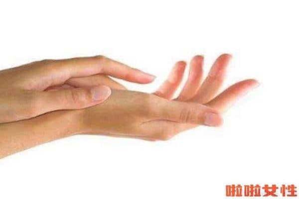 如何使手指变的细长 手指粗短有什么办法呢